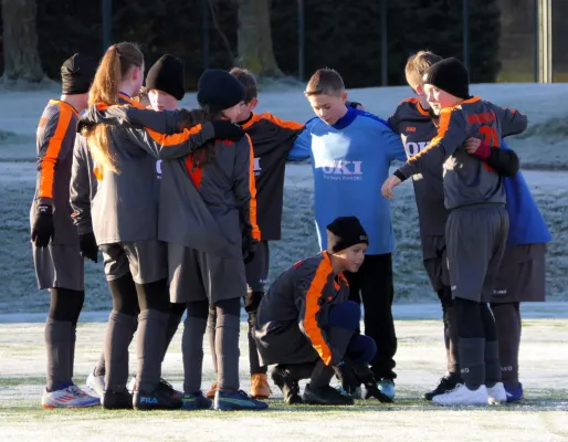 30.11.2024 Radeberger SV III vs. Gebergrund Goppeln II